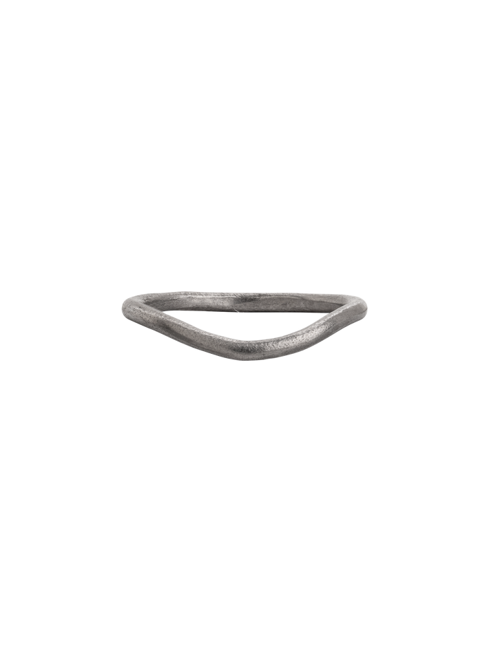 18ct white gold curved wedding ring 1.5mm wide