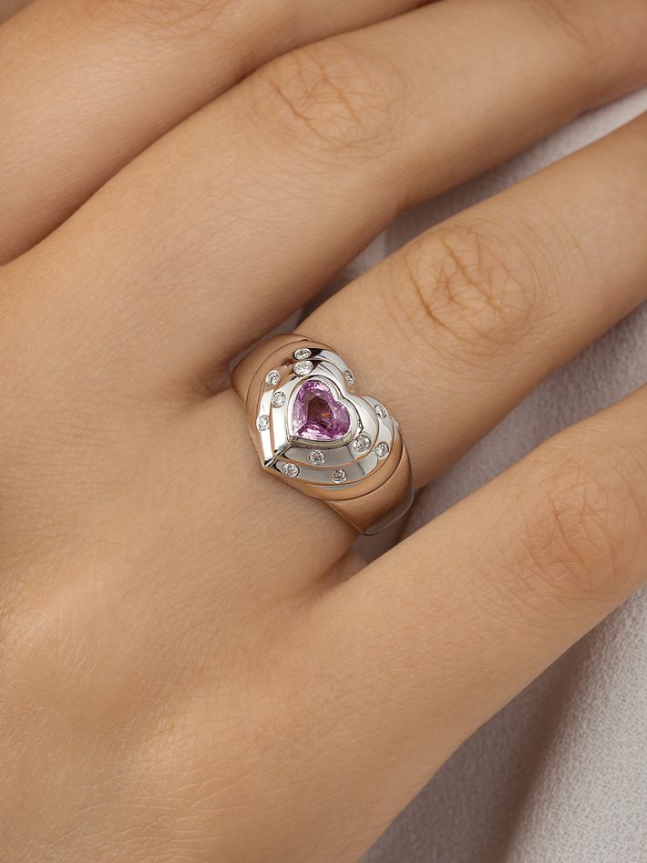 14k white gold natural pink sapphire and diamond heart ring