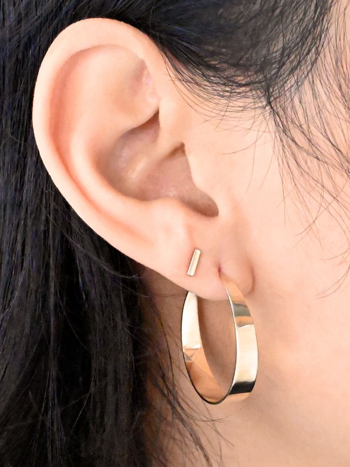 Large tapered hoops