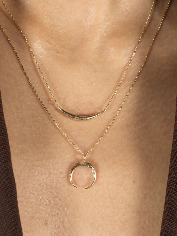 9ct Gold connected eclipse pendant necklace