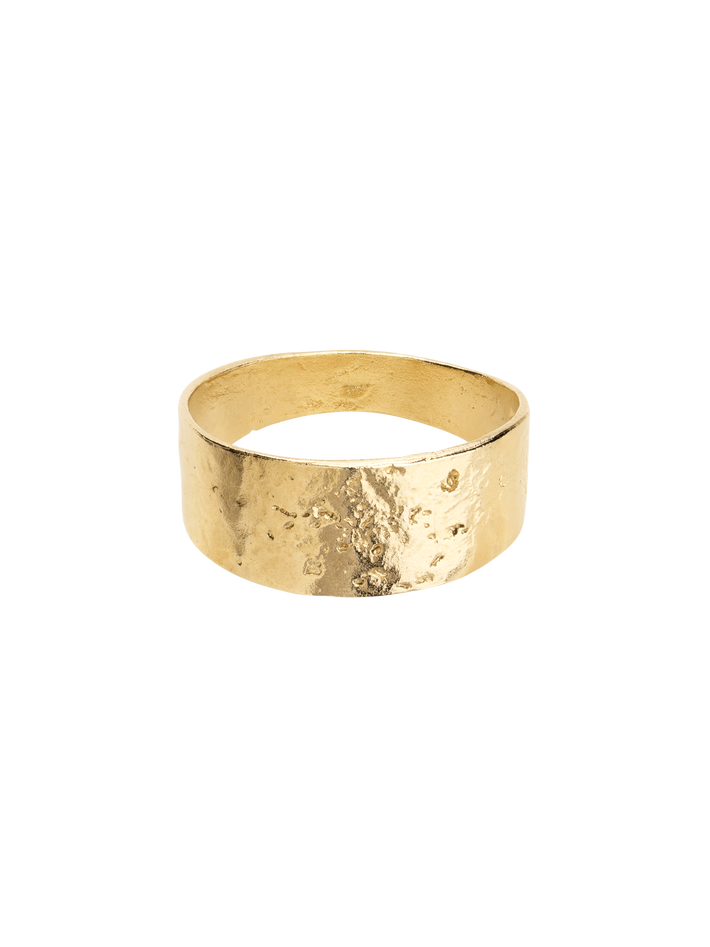 9ct Gold raw band ring by Wild Fawn Jewellery Finematter