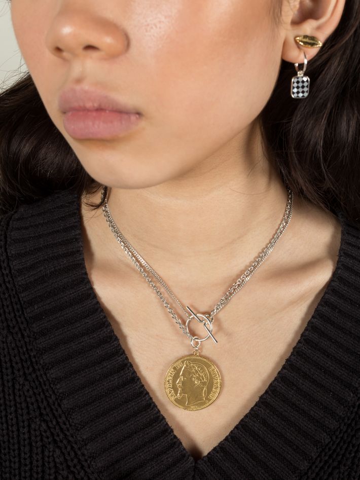 Long/short necklace with coin