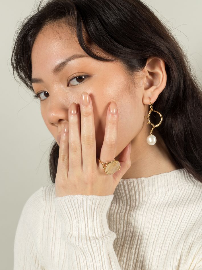 Branch shaped ring with rutilated quartz