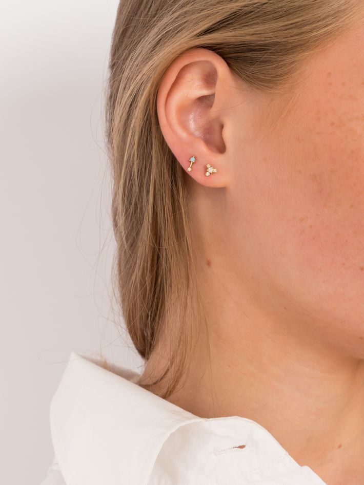 Simple bar piercing earrings
