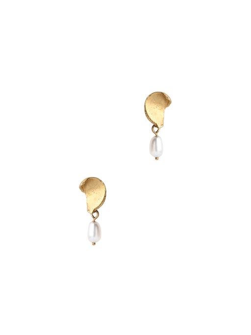 Pearl dewdrop earrings photo
