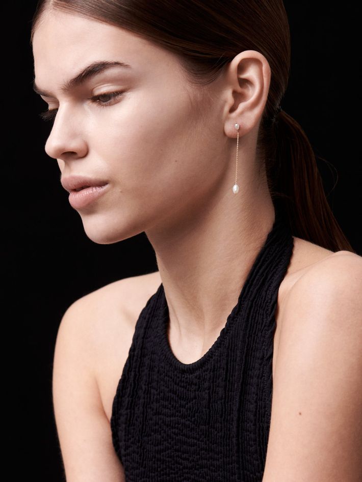 Long pearl shower earrings