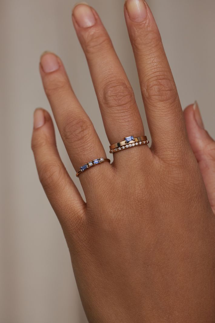 Sapphire, diamond and opal pillar ring