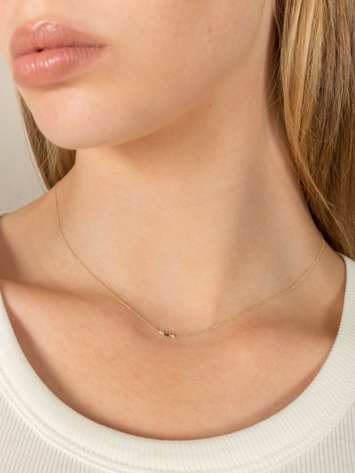 Gravity single necklace