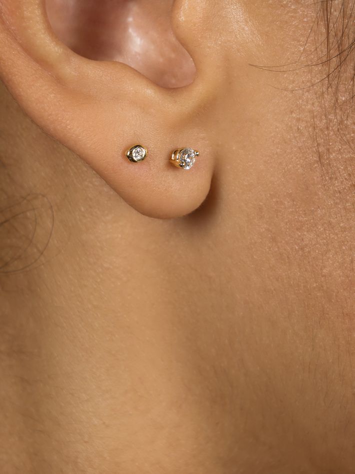 Pinch Flat Back Stud Earring, 3mm Diamond