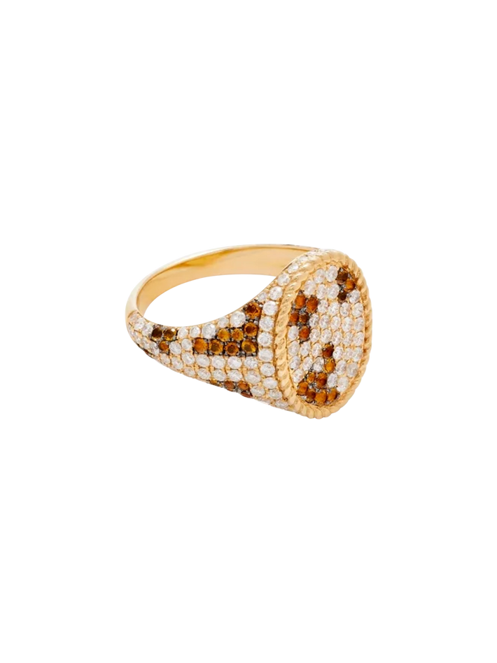 Yellow gold leopard oval signet ring