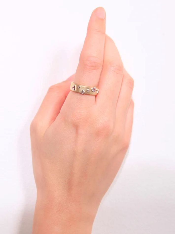 Yellow gold confetti ring