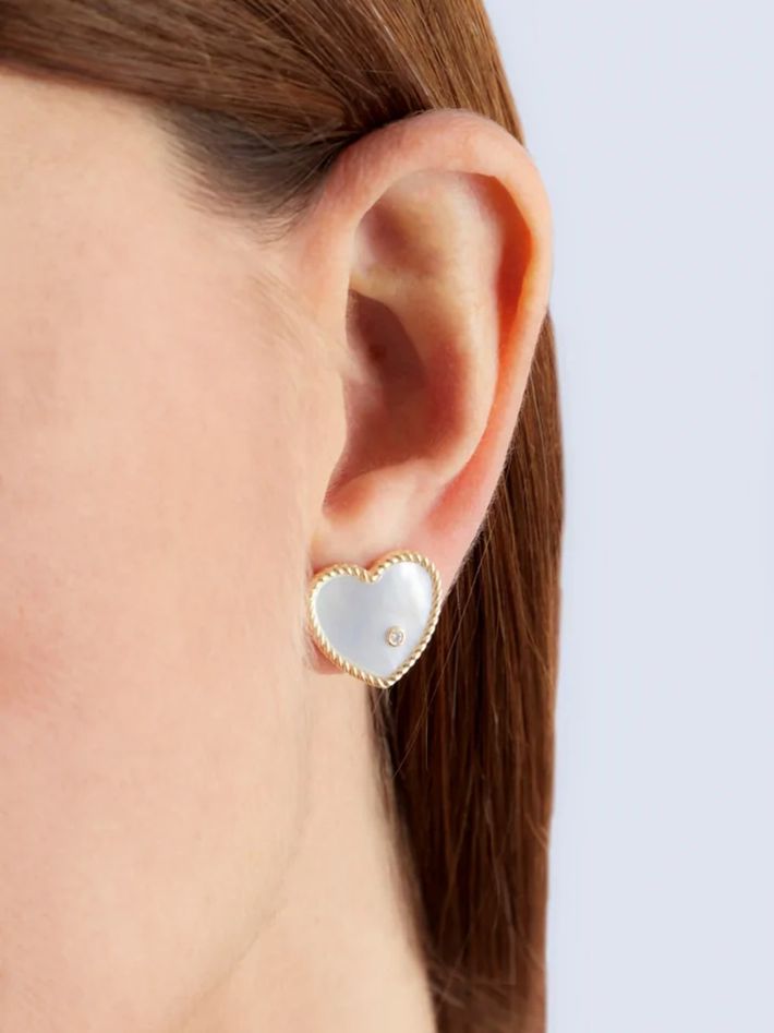 Yellow gold mother of pearl heart studs