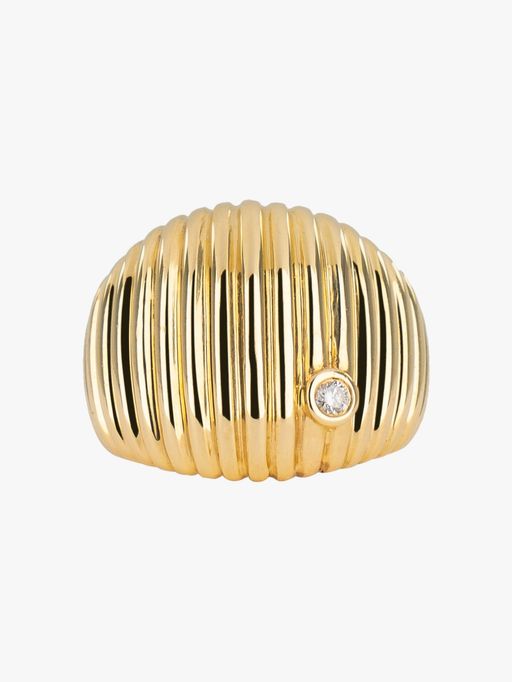 Berlingot diamond signet ring photo