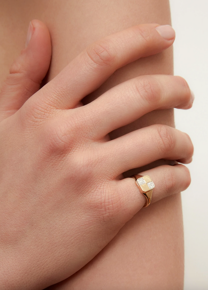 Baby signet ring checkerboard gold yellow gold
