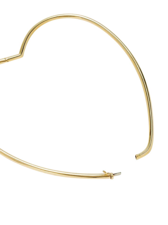 Yellow gold smooth heart torque necklace