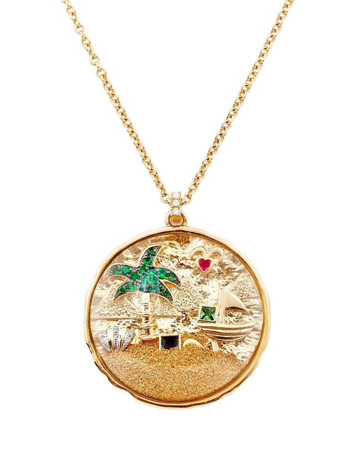 Treasure island pendant yellow gold