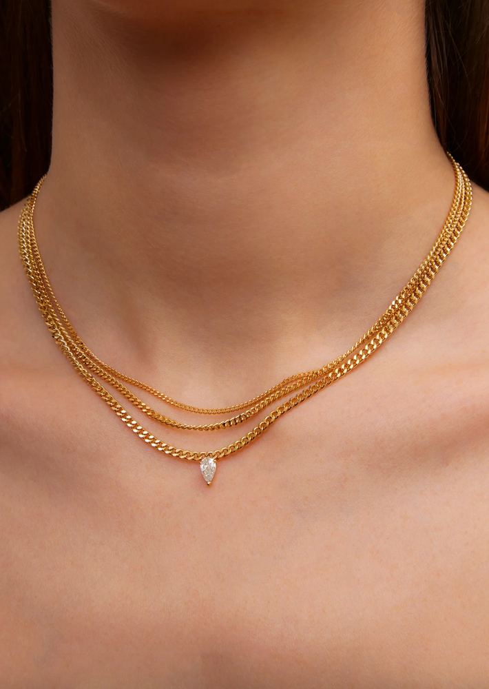 Yellow gold triple diamond curb chain necklace