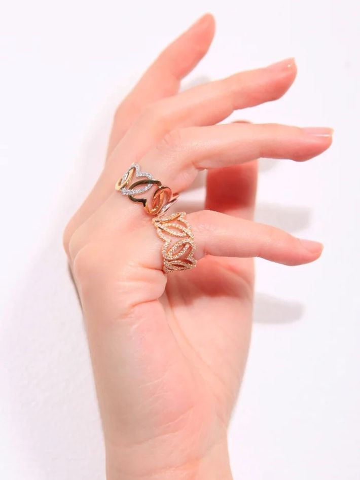 3 gold heart link ring