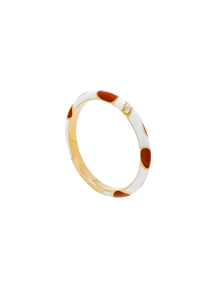 Yellow gold leopard enamel mini twist wedding ring