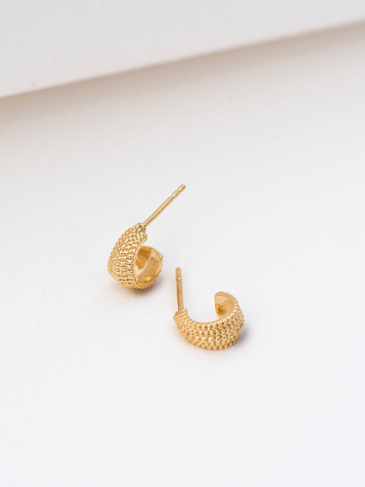 Lily hoop earrings