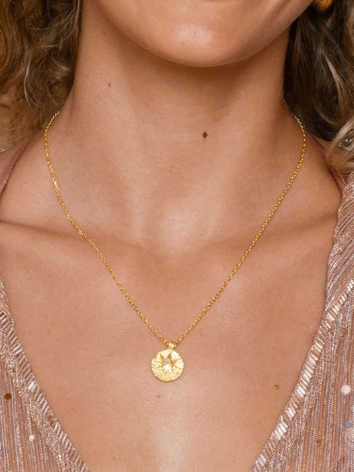 Let the sun shine in necklace gold