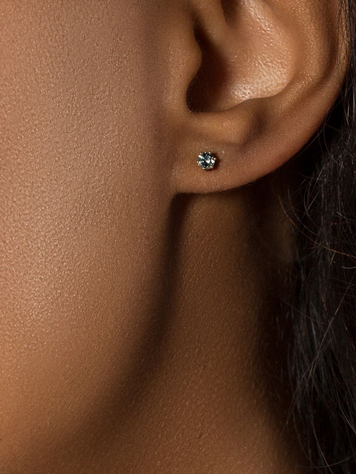 Grey diamond crown studs