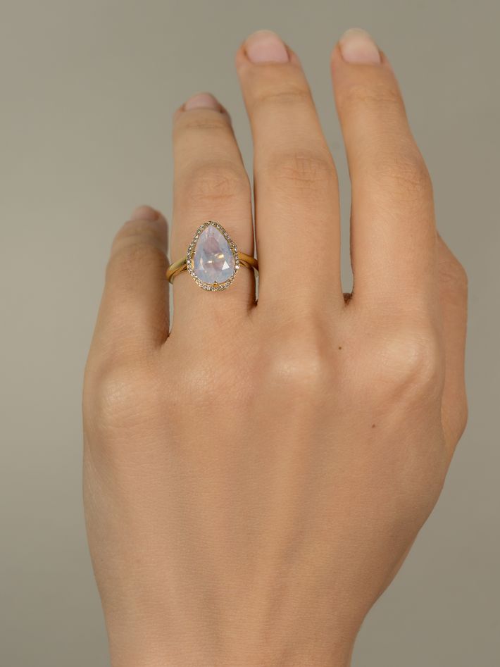 Glow ring peach morganite with diamonds
