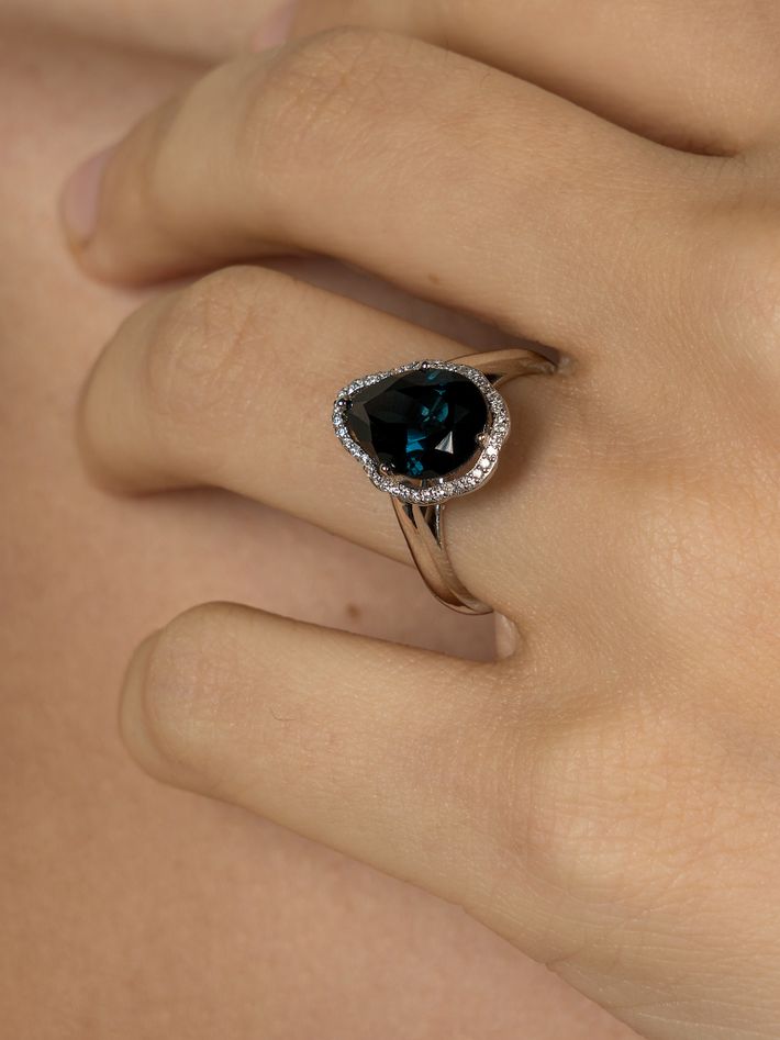 Glow ring blue moonstone with diamonds
