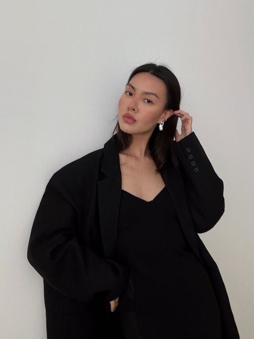 Delphine earrings photo