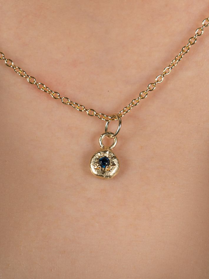 Sapphire star necklace 9kt yellow gold 