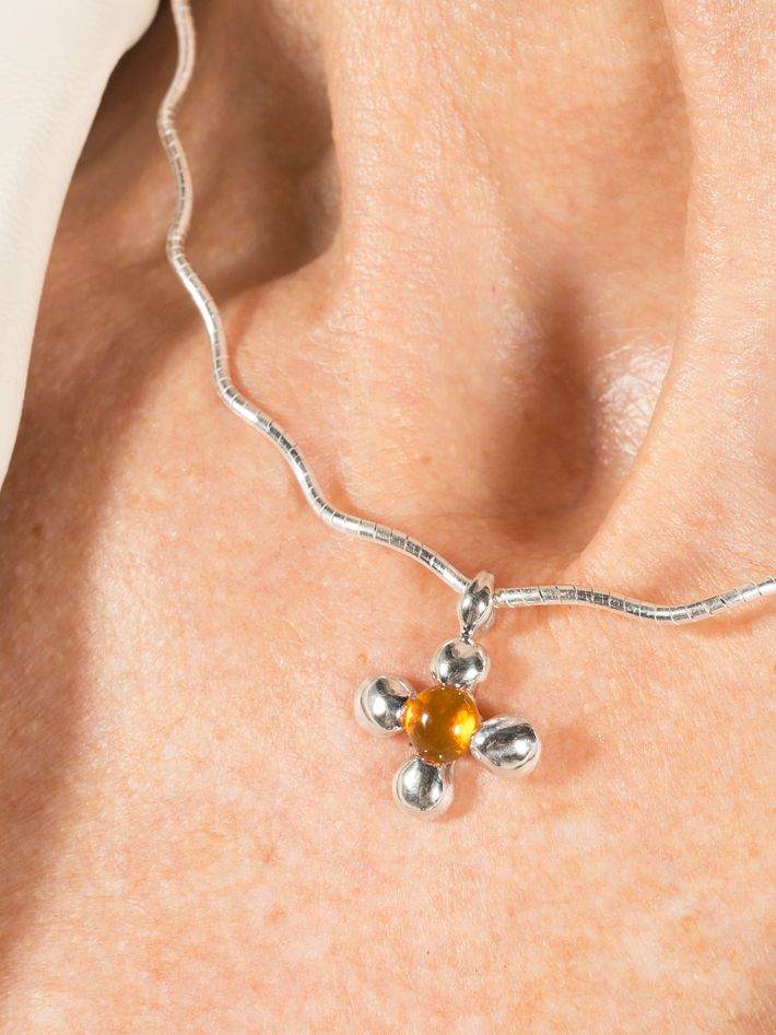 Fay necklace with fire opal