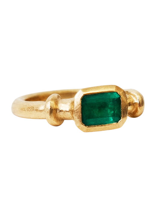 Pillar ring photo