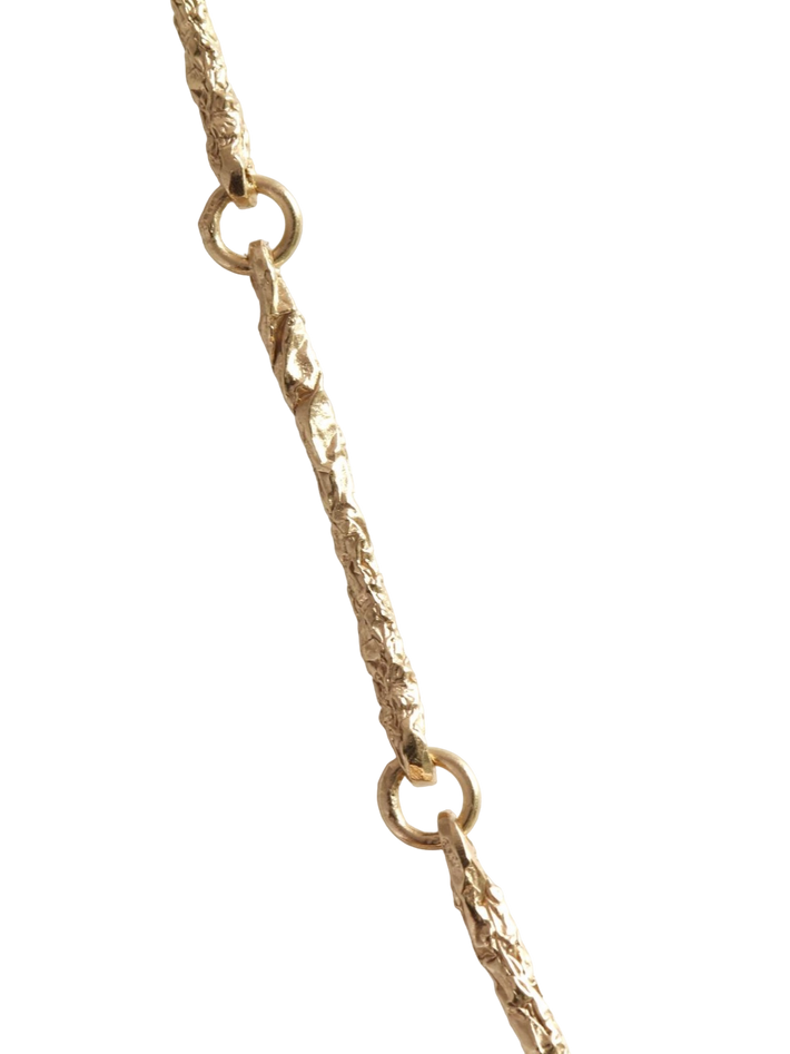 Molten bar chain necklace