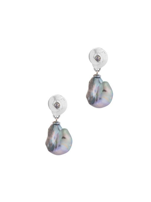 Salacia white gold, moonstone and keshi pearl earrings photo