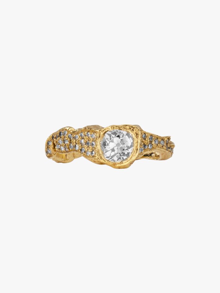 Antique diamond coma ring 