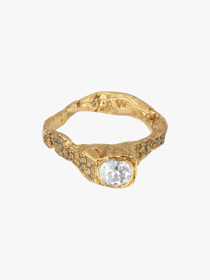 Antique diamond coma ring 