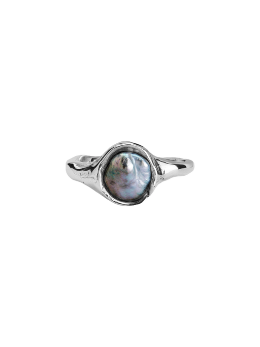 Sculptured keshi pearl ring photo