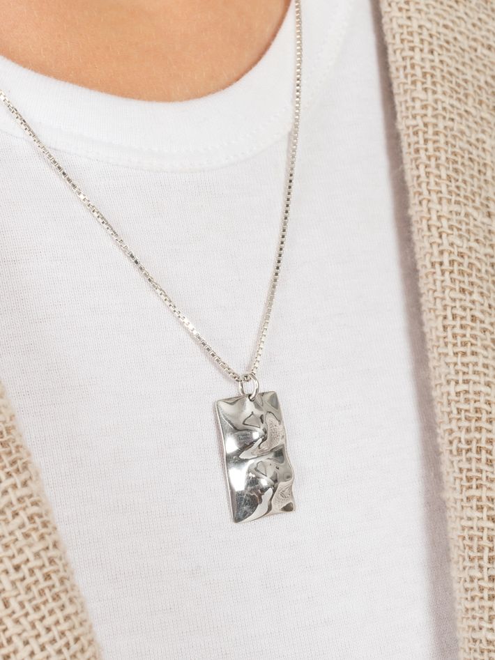 Imperfection necklace 