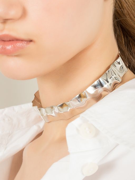 Imperfection choker photo