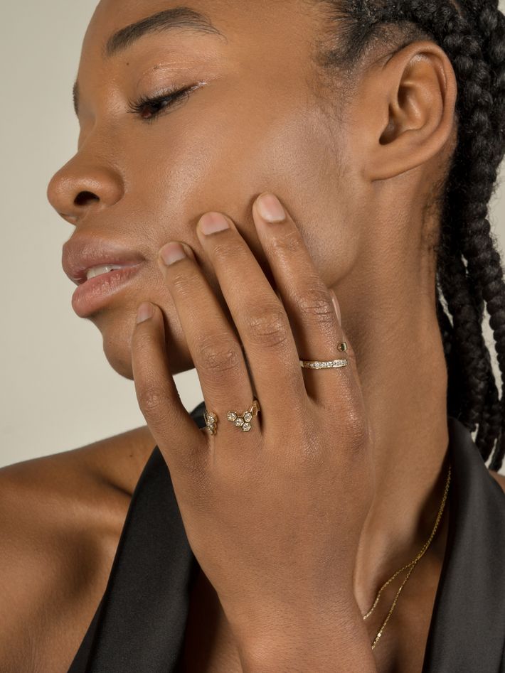 Echo iris ring by Alveare | Finematter