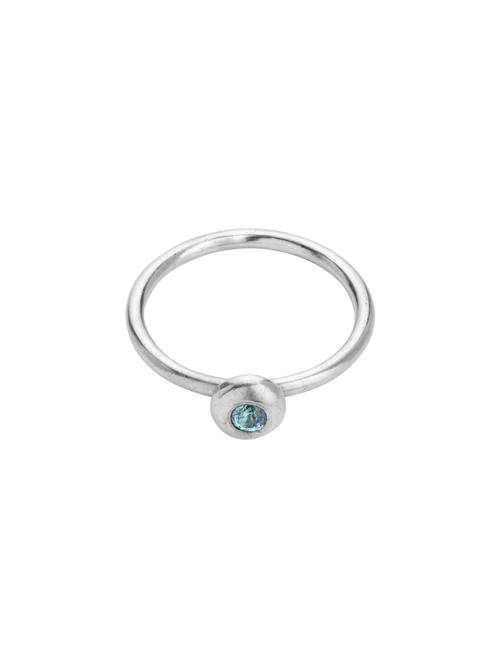Sapphire pebble ring