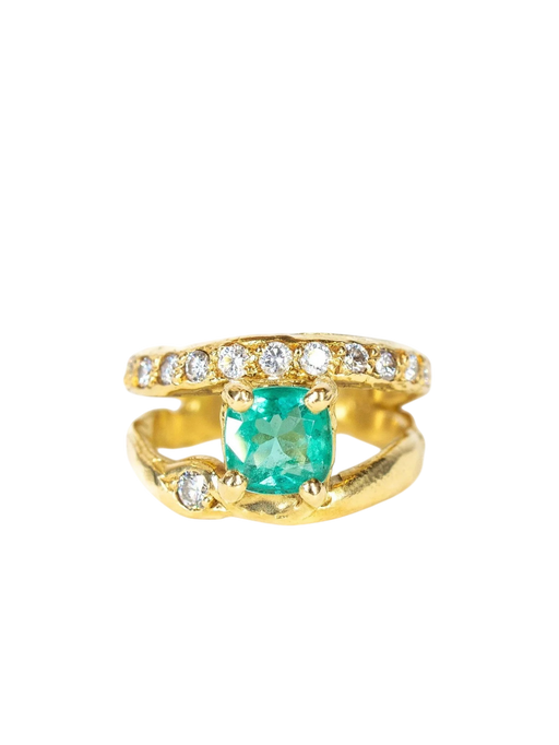Kurios Venus With Emerald photo
