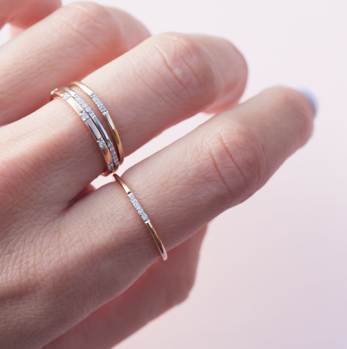 Wanderer dainty gold ring