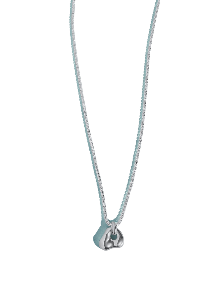 Fluvial necklace 