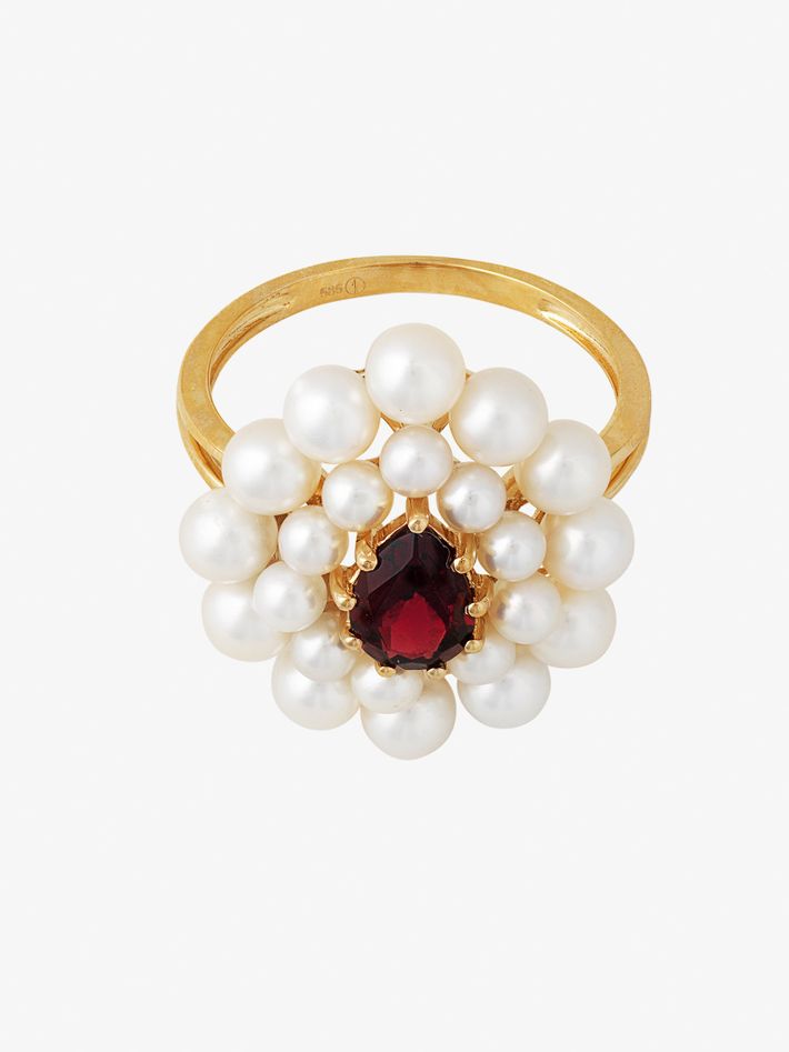 Cotillon pearl and garnet ring