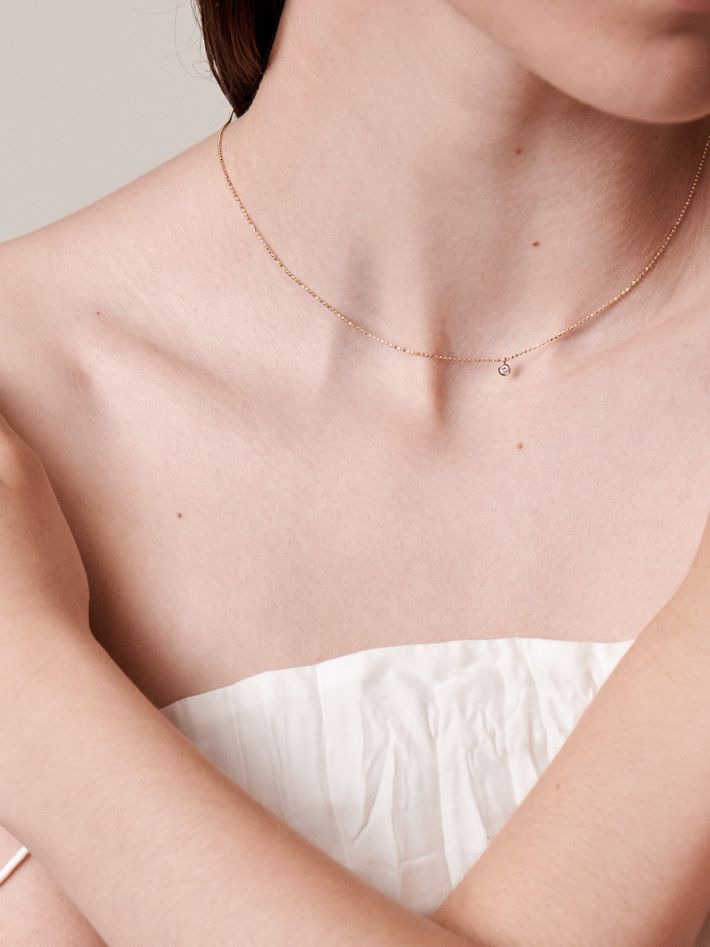 Diamond dust chain necklace