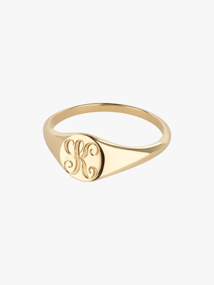 Classic signet ring