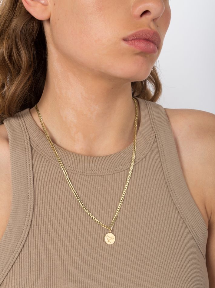 Medallion signet necklace