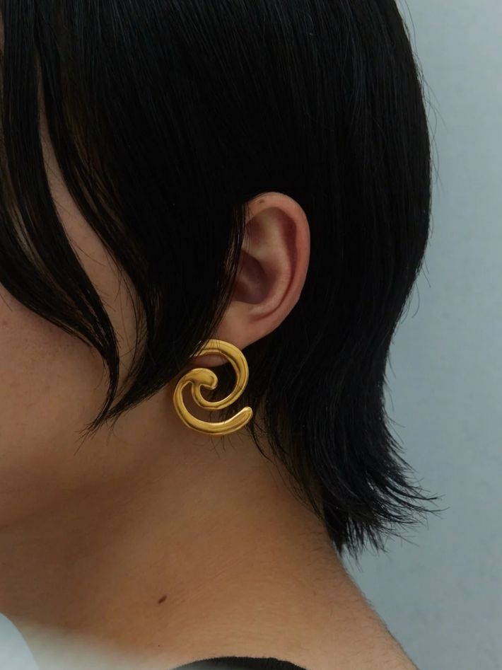 Hera earrings gold