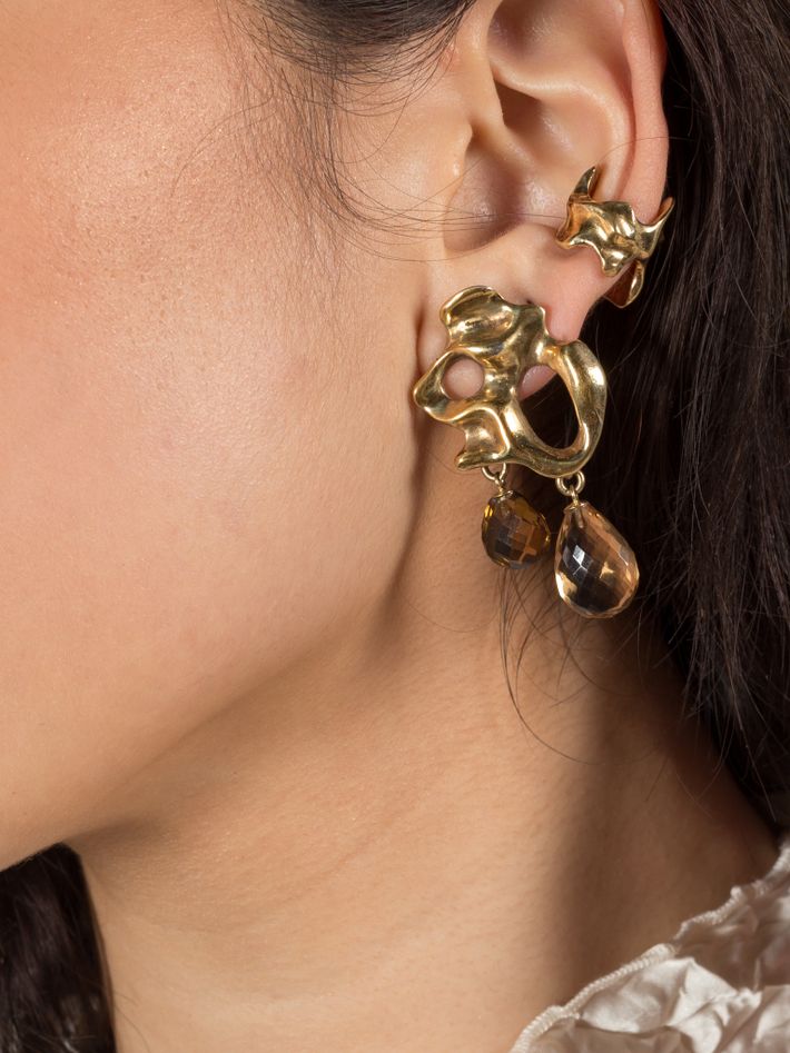 The wave pique ear cuff